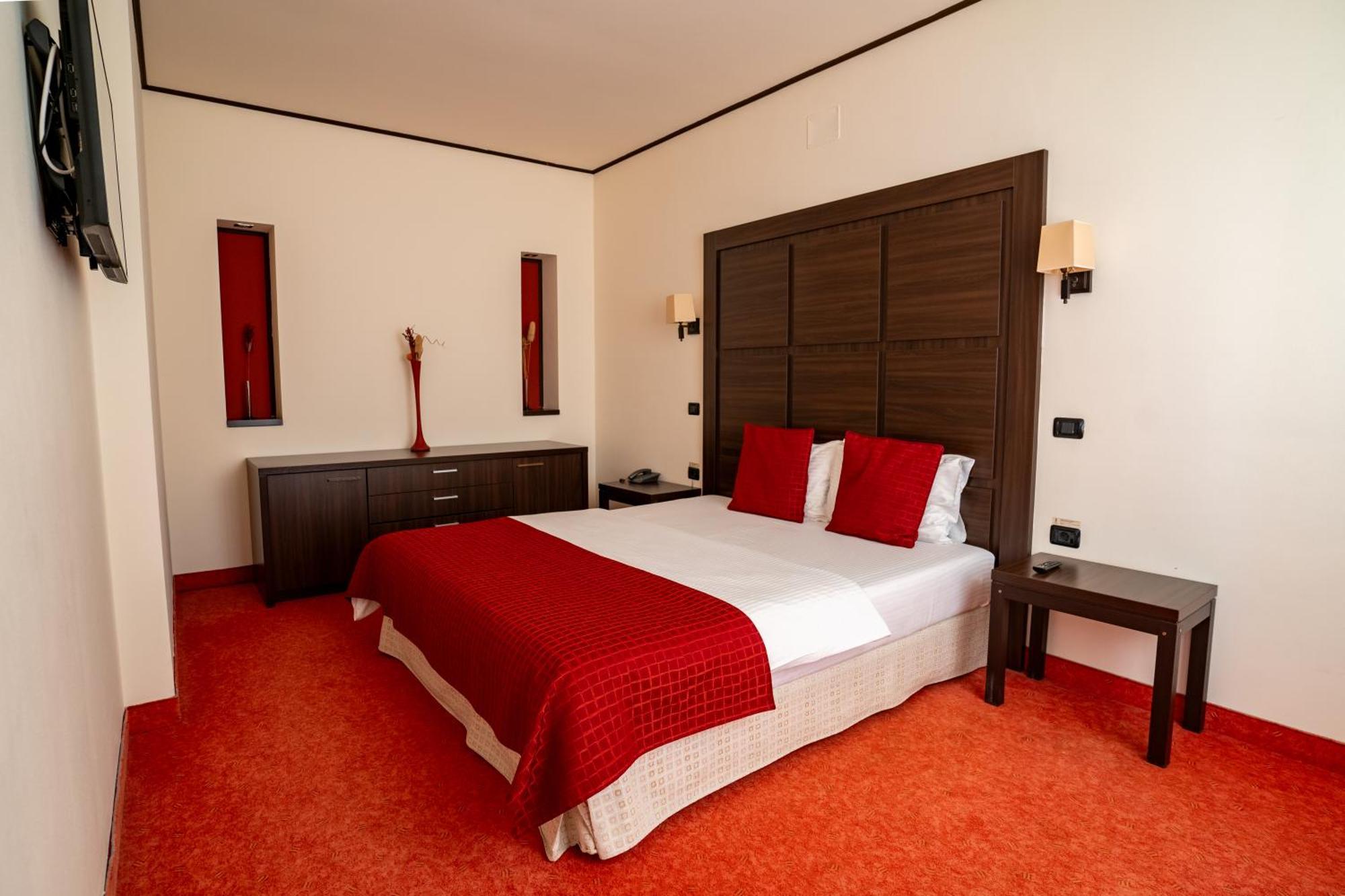 Chisoda Hotel Aurelia מראה חיצוני תמונה